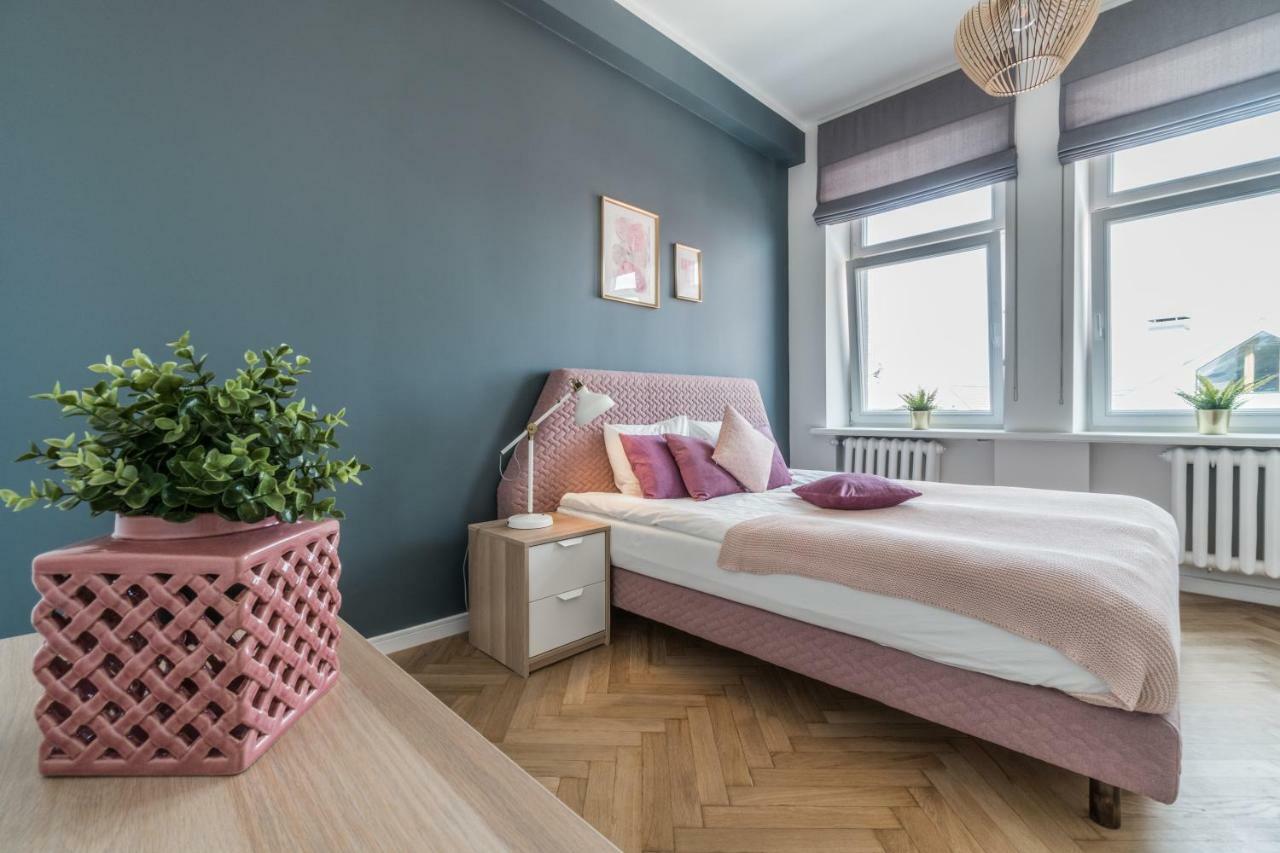Greystone Suites & Apartments Riga Bagian luar foto